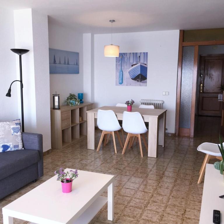 Apartamento sobre la playa con parking - Apartamento de 2 dormitorios - 10