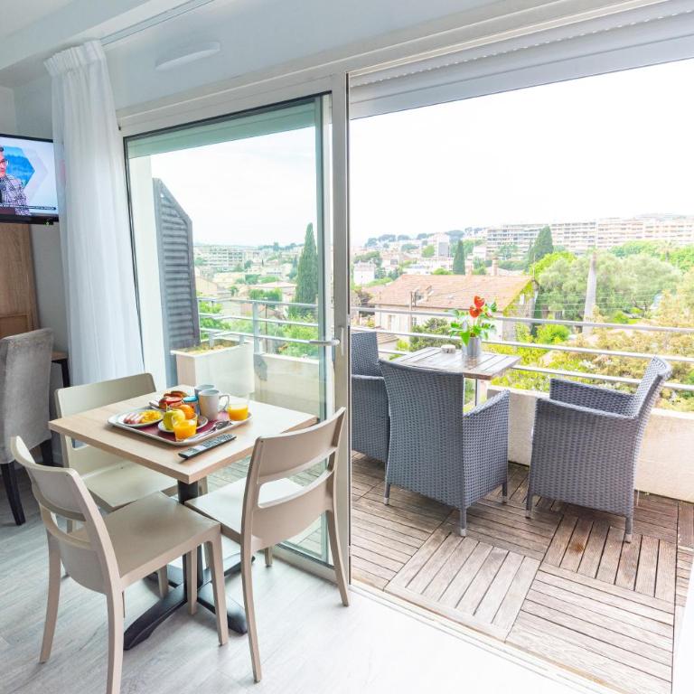 Zenitude Hôtel-Résidences Le Cannet - Studio Triple Standard - 10