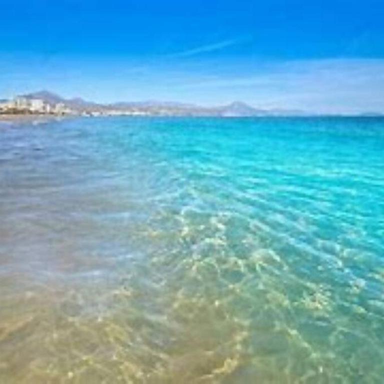 Sunny seaside retreat Campello - Apartamento de 2 dormitorios - 35