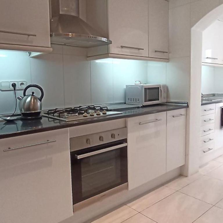 Sunny seaside retreat Campello - Apartamento de 2 dormitorios - 49