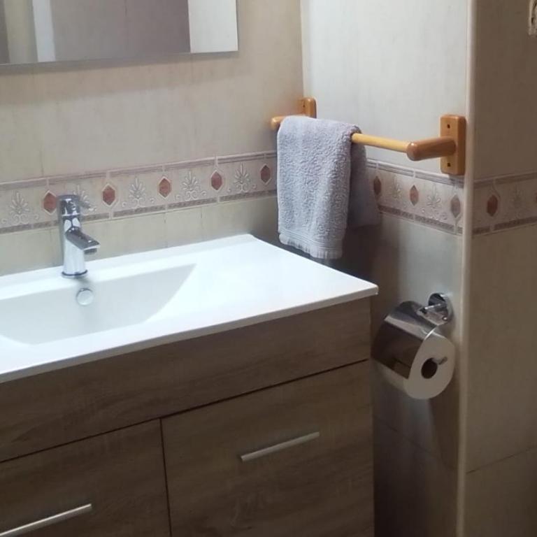 Nice Spacious Flat in the Center - Three-Bedroom Apartment - 22