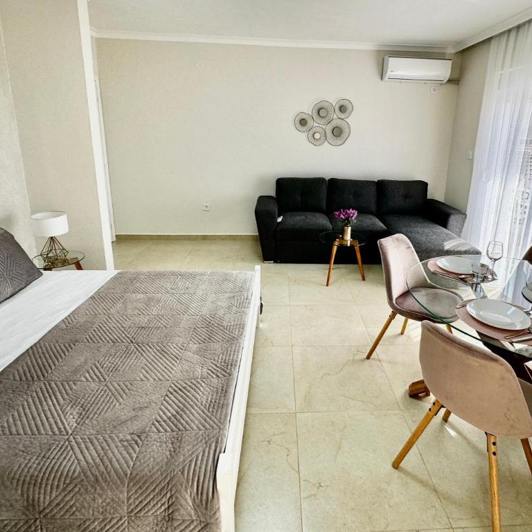 Lajla Apartments - Apartman sa 2 Spavaće Sobe i Balkonom - 5