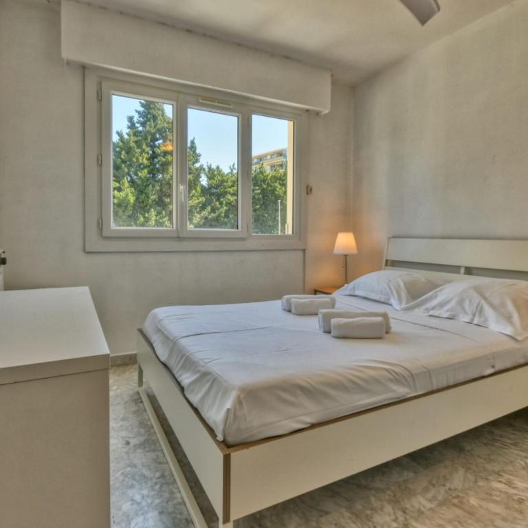 LA ROSERAIE for 6 By Sunset Riviera Holidays - Apartamento - 2