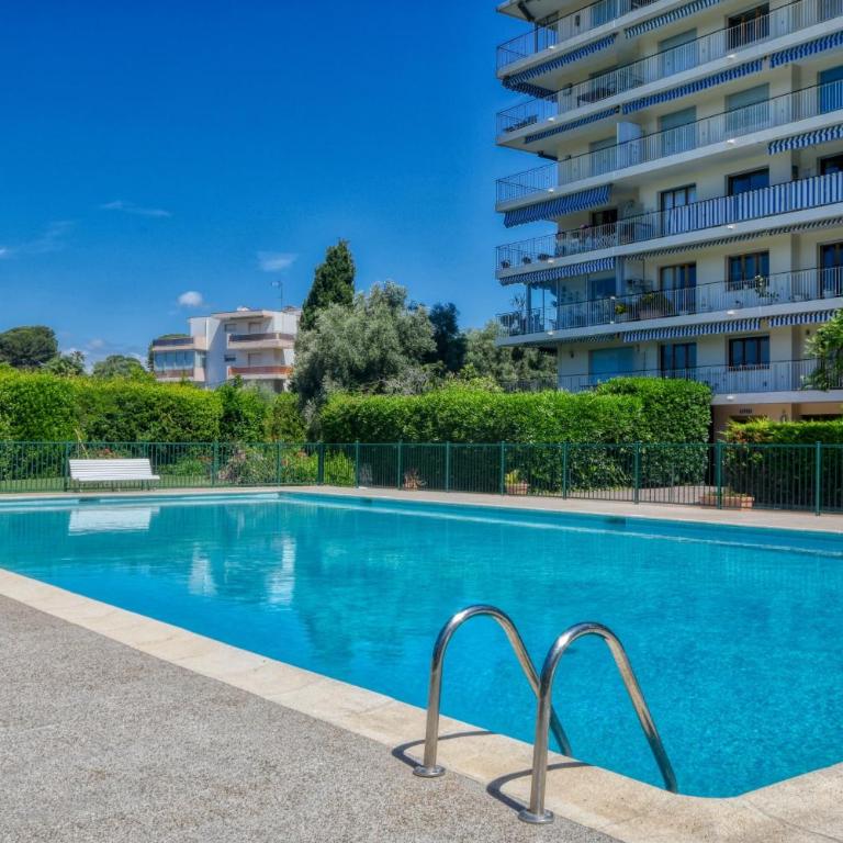 LA ROSERAIE for 6 By Sunset Riviera Holidays - Apartamento - 10