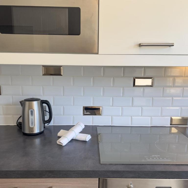 LA ROSERAIE for 6 By Sunset Riviera Holidays - Apartamento - 39