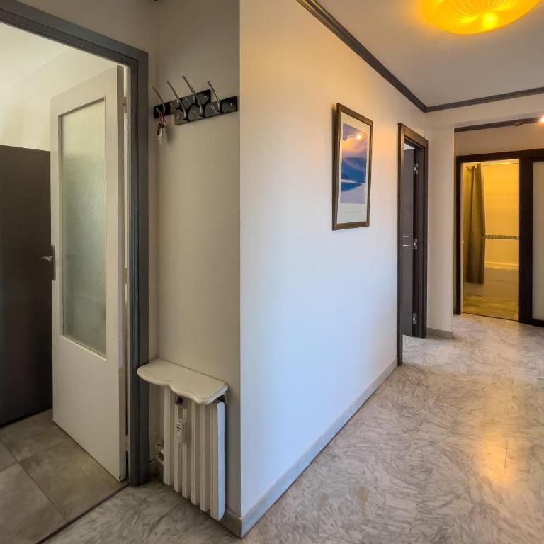 LA ROSERAIE for 6 By Sunset Riviera Holidays - Apartamento - 55