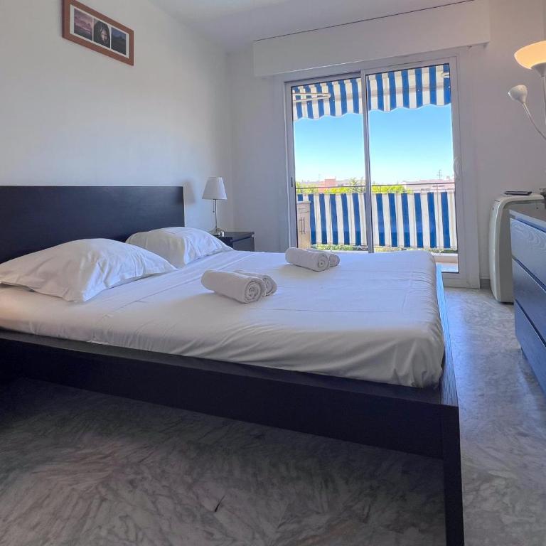 LA ROSERAIE for 6 By Sunset Riviera Holidays - Apartamento - 56