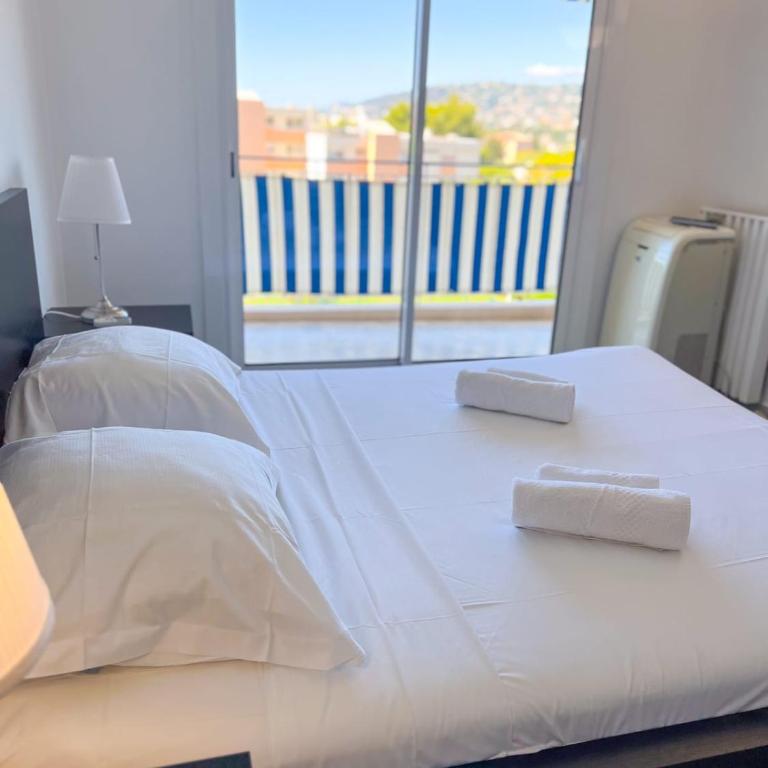 LA ROSERAIE for 6 By Sunset Riviera Holidays - Apartamento - 65