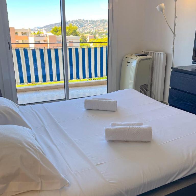 LA ROSERAIE for 6 By Sunset Riviera Holidays - Apartamento - 22