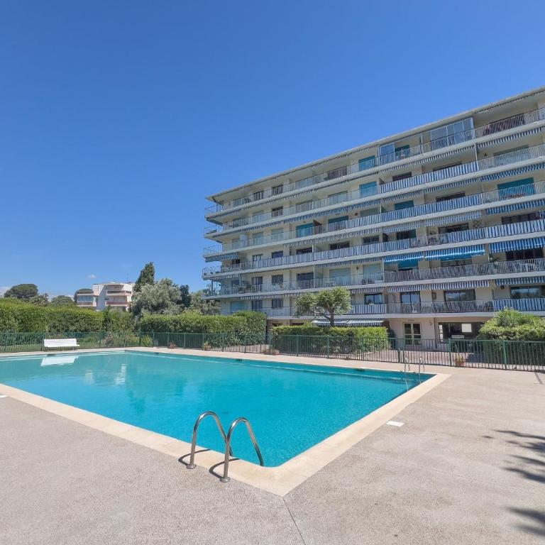 LA ROSERAIE for 6 By Sunset Riviera Holidays - Apartamento - 31
