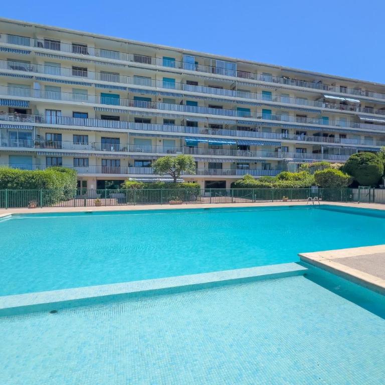 LA ROSERAIE for 6 By Sunset Riviera Holidays - Apartamento - 5
