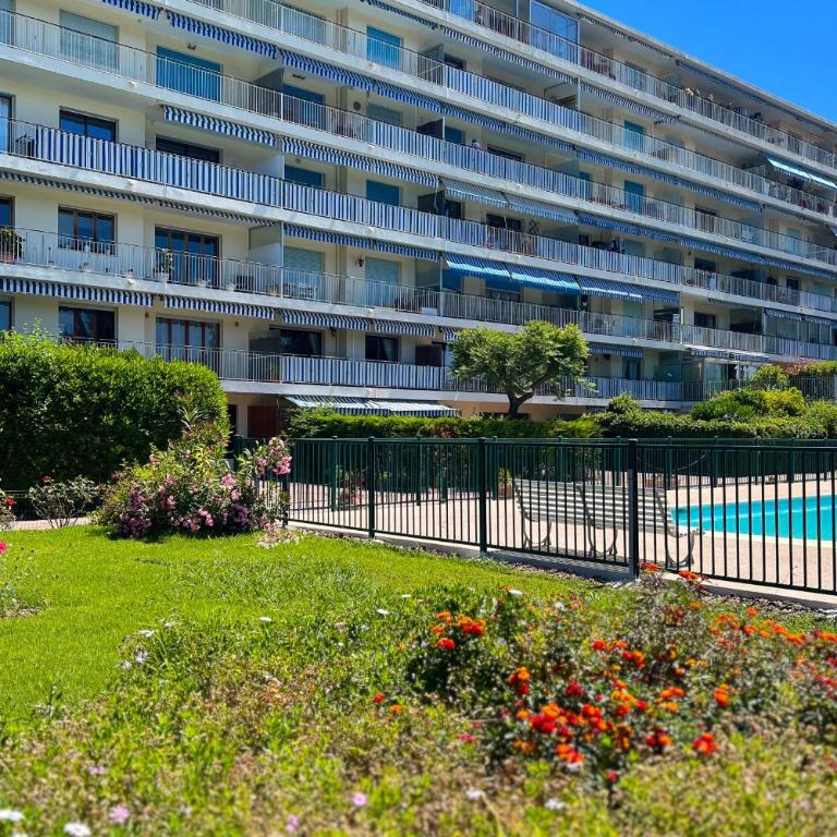 LA ROSERAIE for 6 By Sunset Riviera Holidays - Apartamento - 47