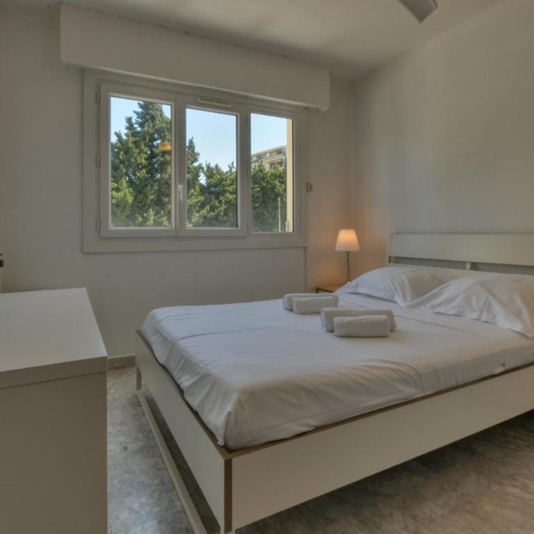 LA ROSERAIE for 6 By Sunset Riviera Holidays - Apartamento - 74
