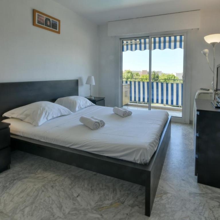 LA ROSERAIE for 6 By Sunset Riviera Holidays - Apartamento - 6