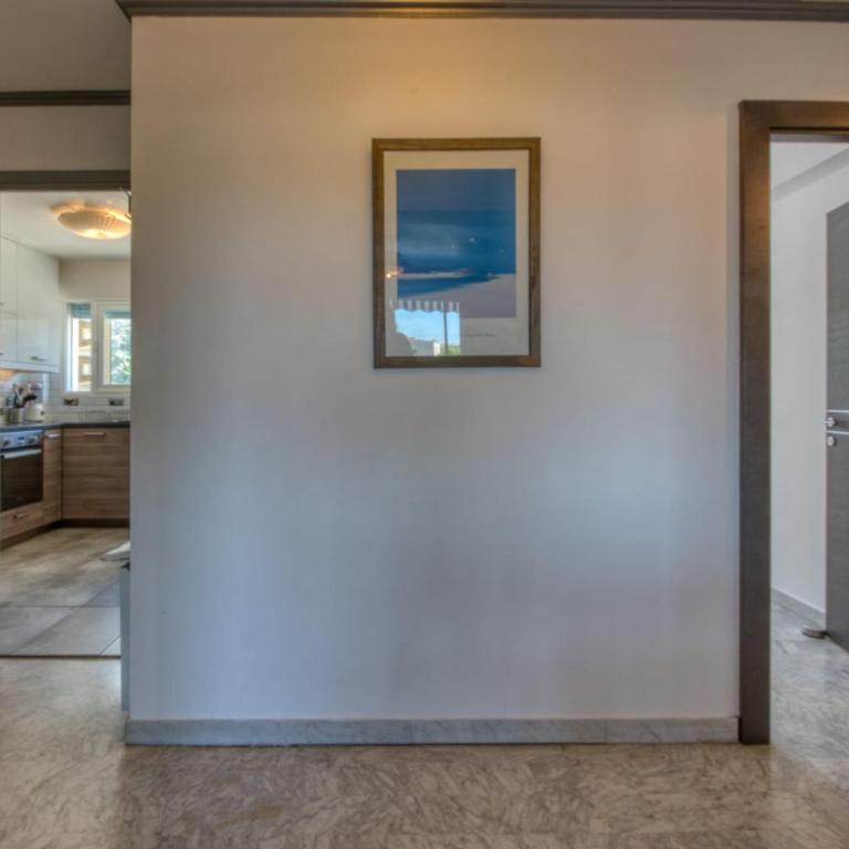 LA ROSERAIE for 6 By Sunset Riviera Holidays - Apartamento - 81