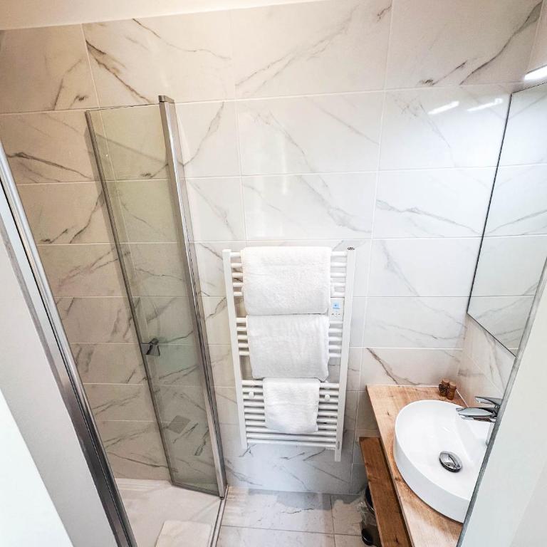 WeLiving - Chambre Double - Vue sur Parc - 4