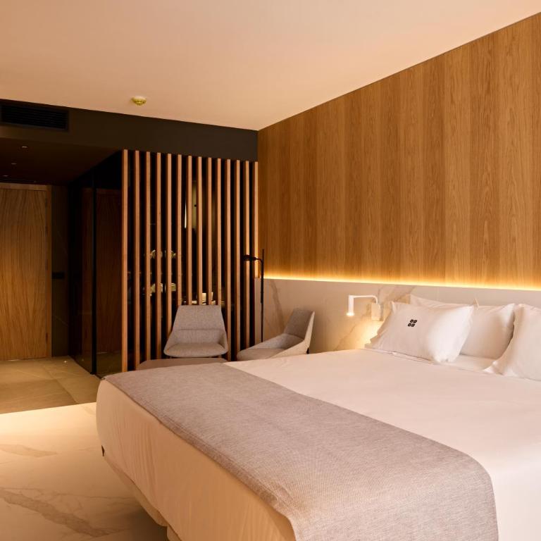 Core Ibiza Town Hotel - Habitación Doble Premium - 2