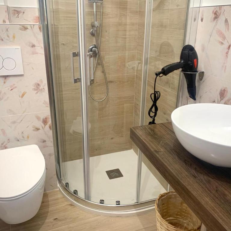 Gazelle - Camera Tripla con Bagno Privato - 4