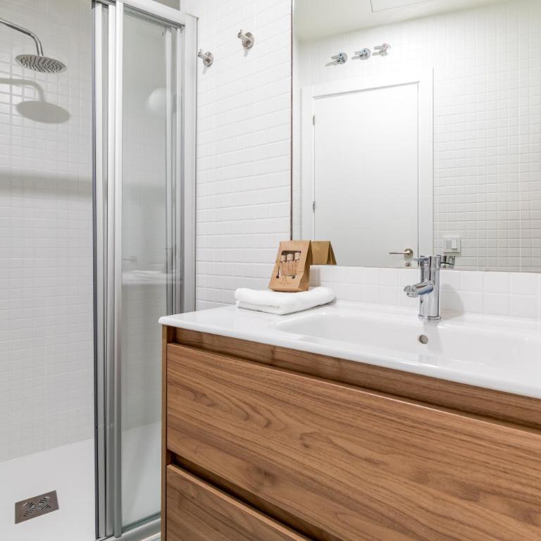 CATERINA Plaza Castilla - Apartment - Ground Floor - 14