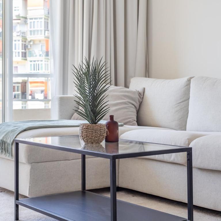 Stylish 2BD Apt in the Centre 10 minutes away from the Beach - Two-Bedroom Apartment - 8