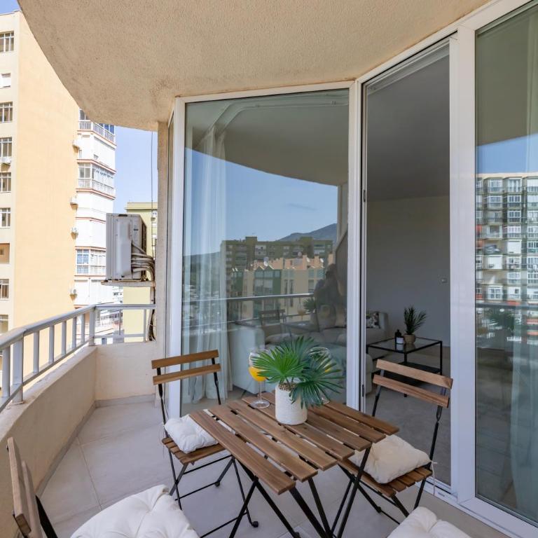 Stylish 2BD Apt in the Centre 10 minutes away from the Beach - Two-Bedroom Apartment - 12