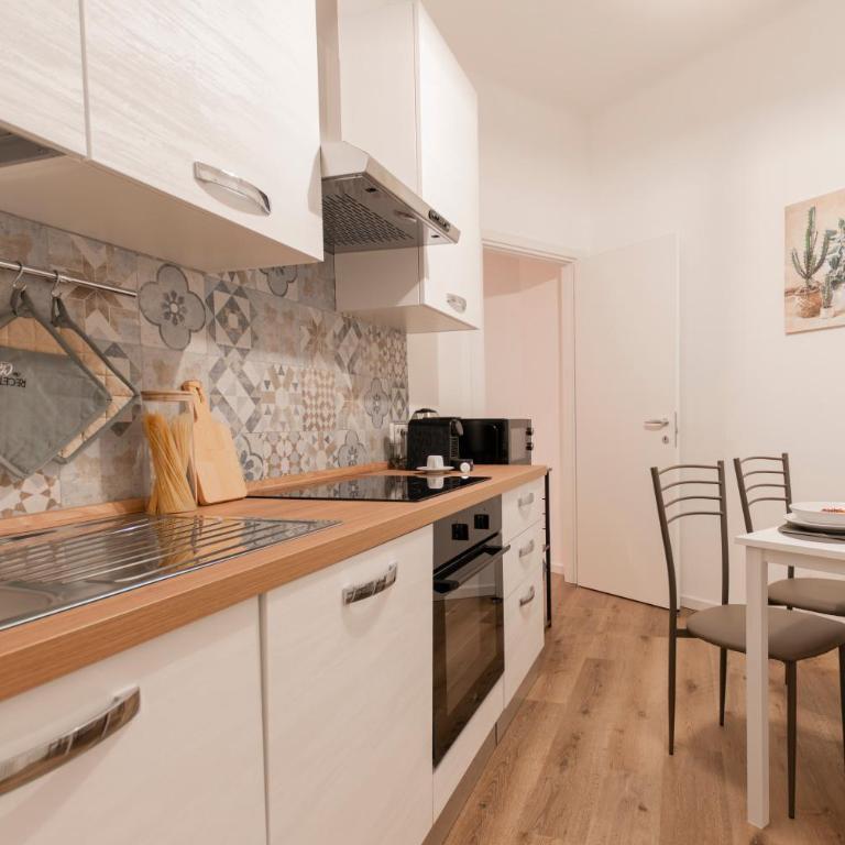 I Host Apartment - Campiglio 13 - Appartamento con 2 Camere da Letto - 16