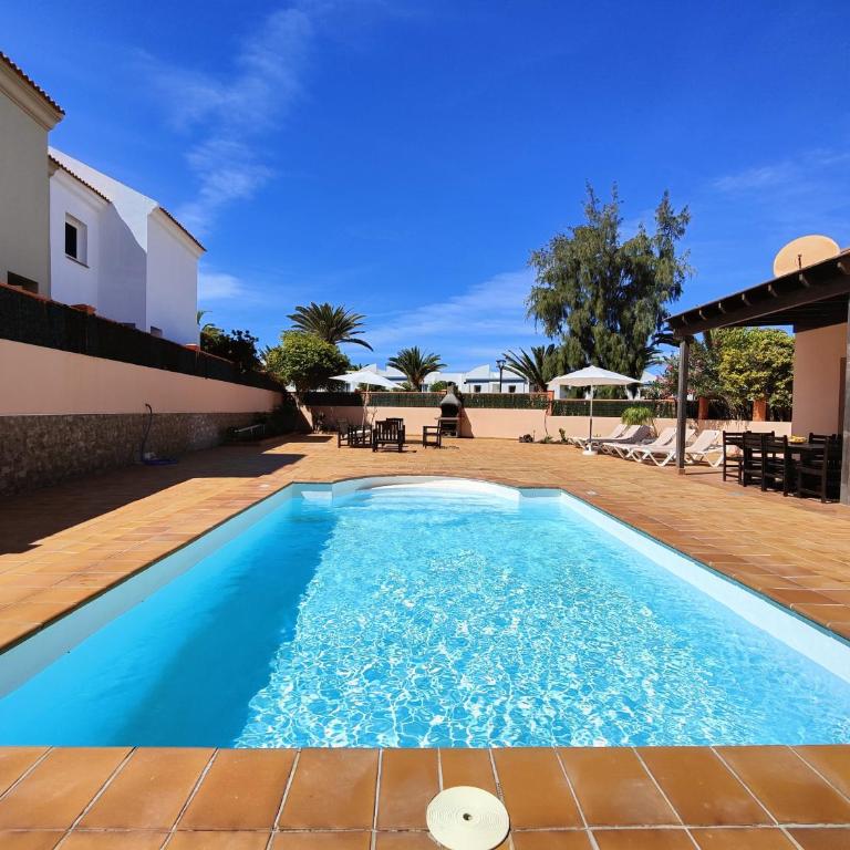CASA MARTA duplex con piscina privada en Corralejo - Three-Bedroom Villa - 45