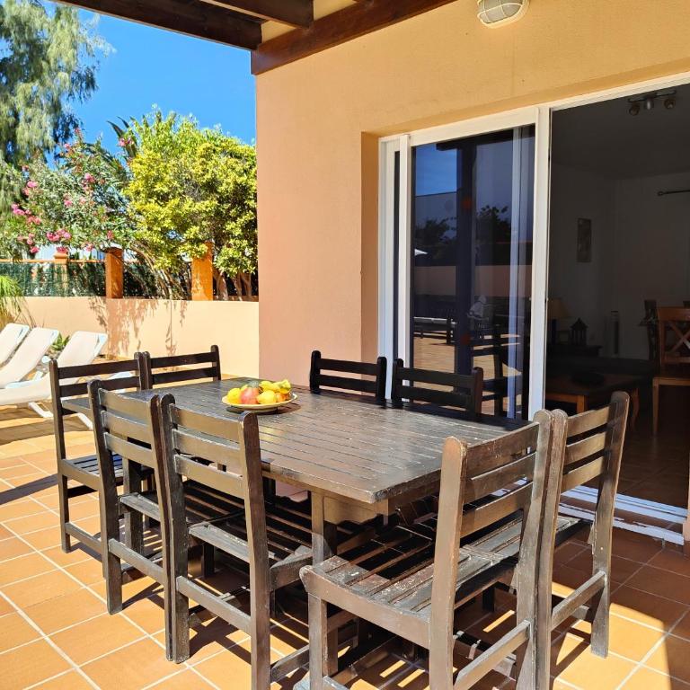 CASA MARTA duplex con piscina privada en Corralejo - Three-Bedroom Villa - 20