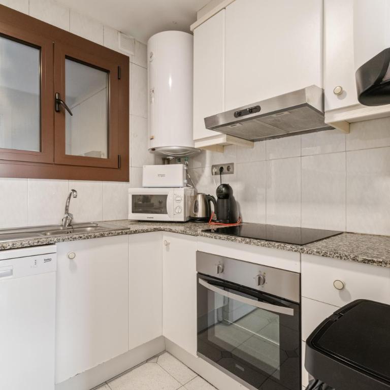 Suite Home Sagrada Familia - Apartamento de 3 dormitorios (8 adultos) - 21