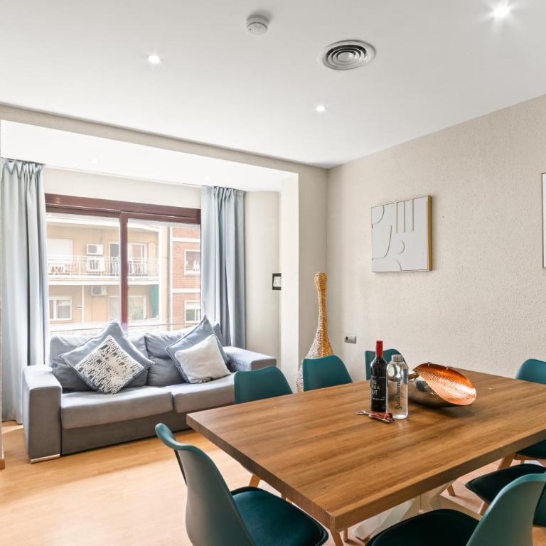 Suite Home Sagrada Familia - Apartamento de 3 dormitorios (8 adultos) - 24