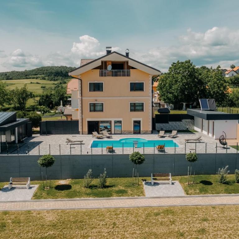 Villa Lamija - Vila - 1