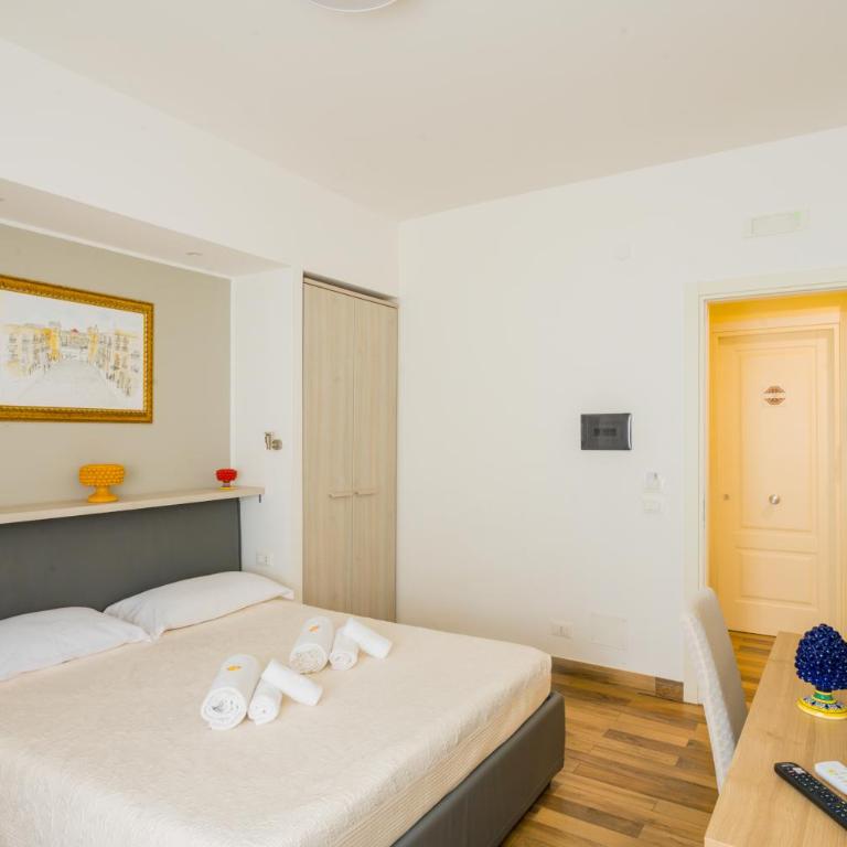 Le Stanze dei Tesori - Deluxe Double Room with Bath - 17