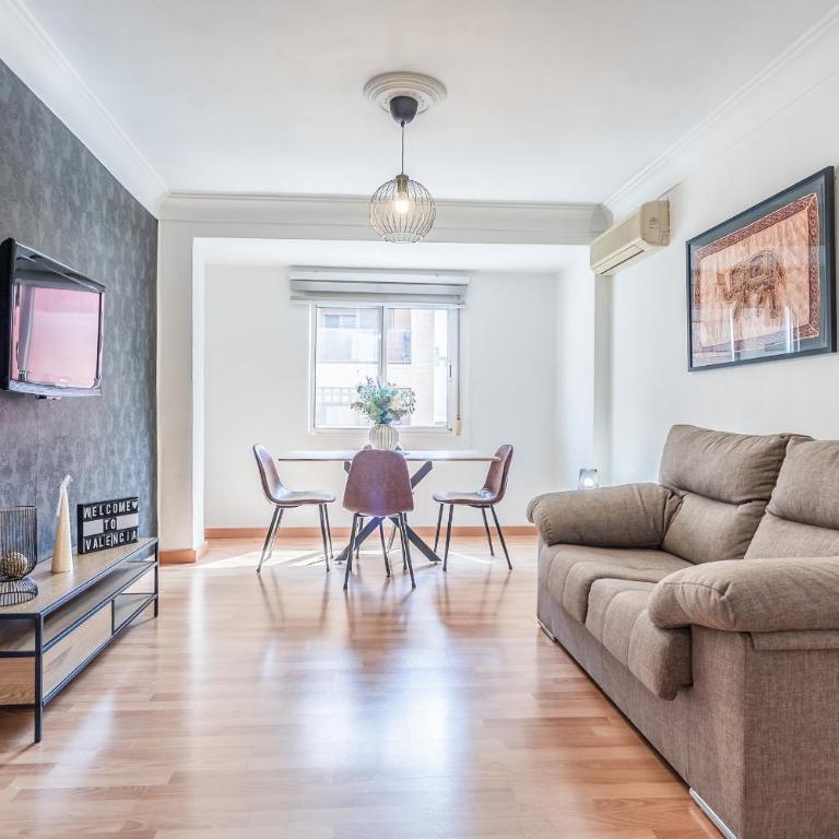 Casa los Buhos - Three-Bedroom Apartment - 7