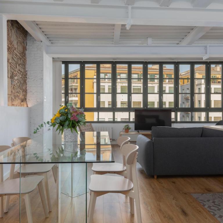 Flateli Sant Agustí - Apartamento de 2 dormitorios con vistas al río - 1