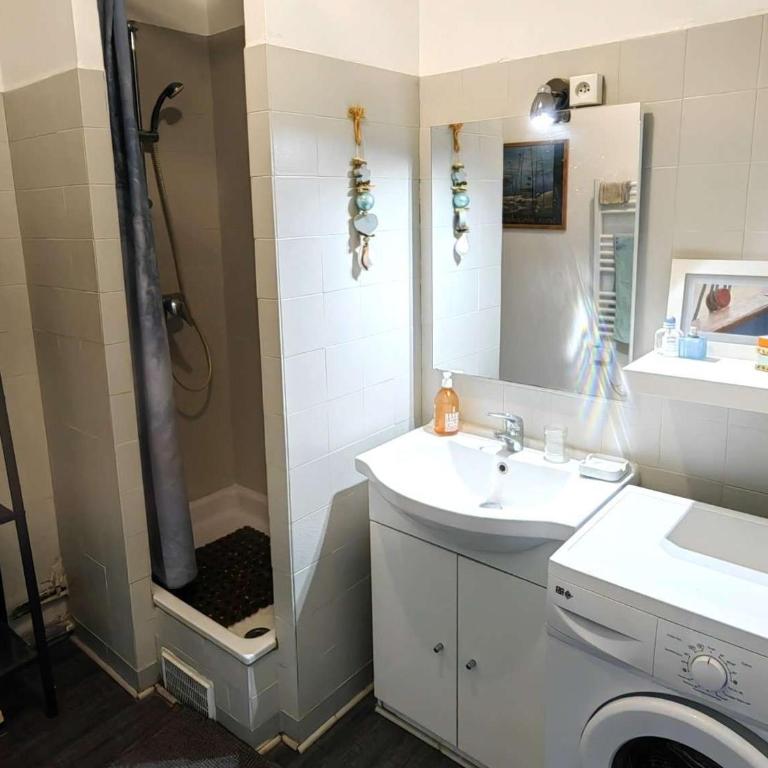 Charmant T3 rénové pour 6, front de mer avec parking privatif - FR-1-607-74 - Appartement (6 Adultes) - 15