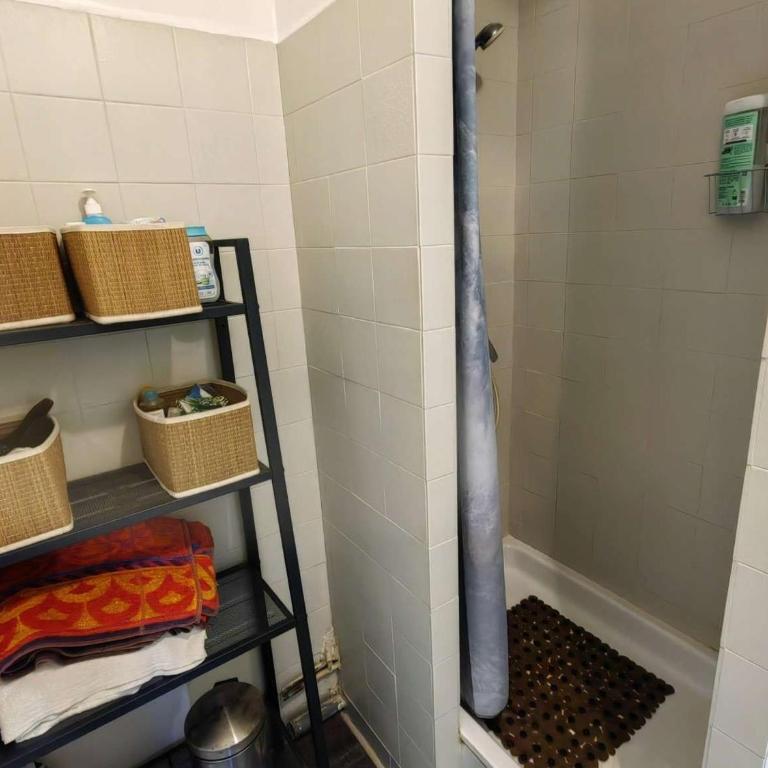 Charmant T3 rénové pour 6, front de mer avec parking privatif - FR-1-607-74 - Appartement (6 Adultes) - 17