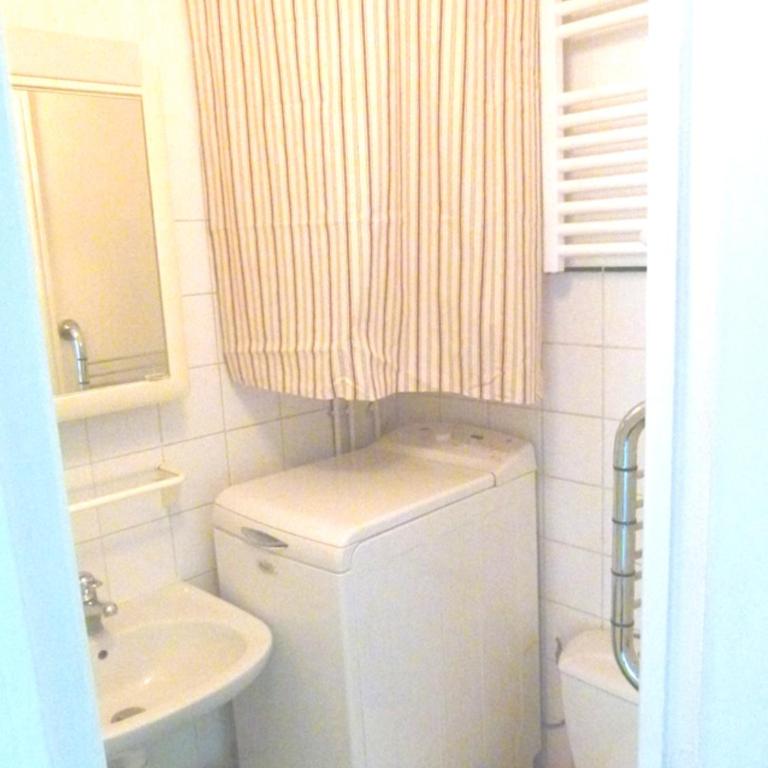 L'académie de Clémence, Guest House Paris-Roland-Garros - Chambre Double - Vue sur Jardin - 1