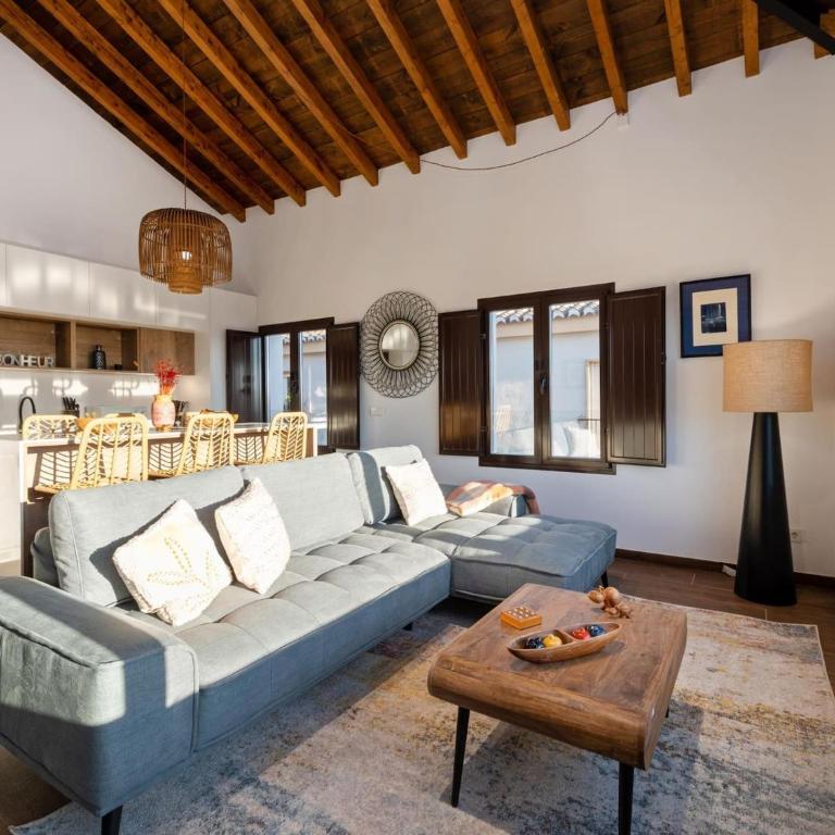 ChezmoiHomes Santiago Duplex Penthouse - Duplex Apartment - 8