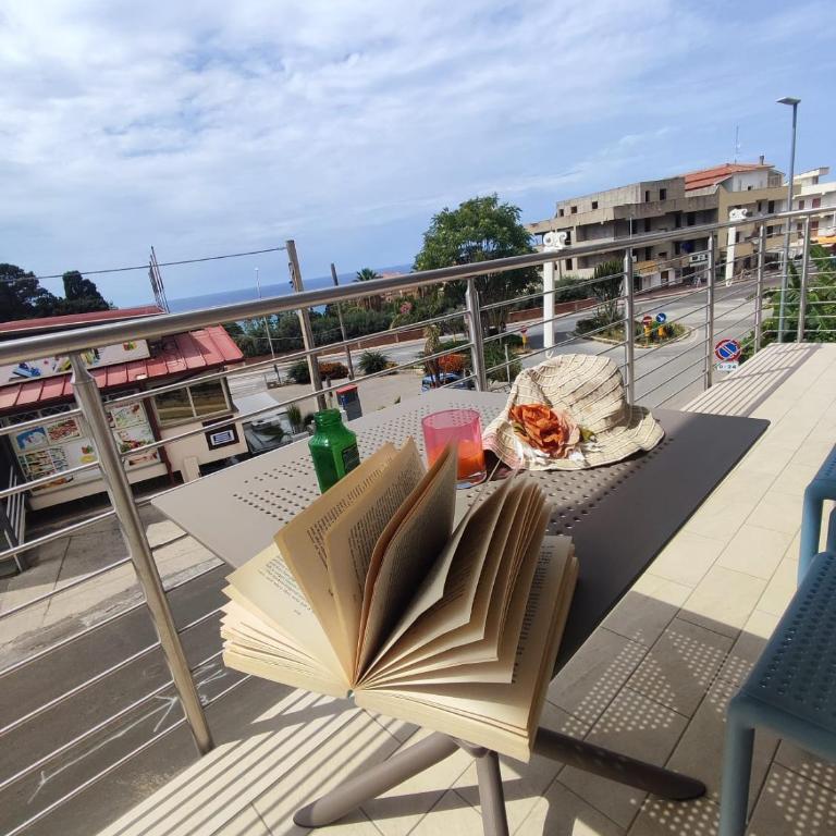 Stefanelli Tropea Home - Double Room with Balcony - 1