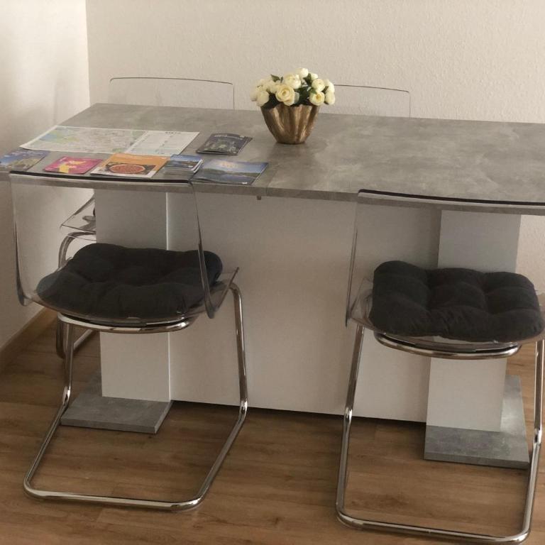 Superbe Appartement tout équipé, Coins cosy à Metz gare, 50M2, Parking privé, Balcon, 2p - Appartement 1 Chambre - 11