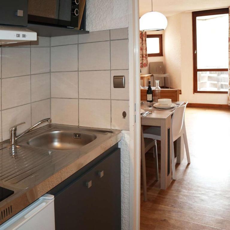 Studio confortable 4 pers., balcon sud, au pied des pistes - Les Orres 1650 - FR-1-322-621 - Monolocale - 6