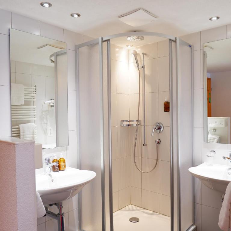 Hotel Christiania Saas-Fee - Deluxe Doppelzimmer - 2