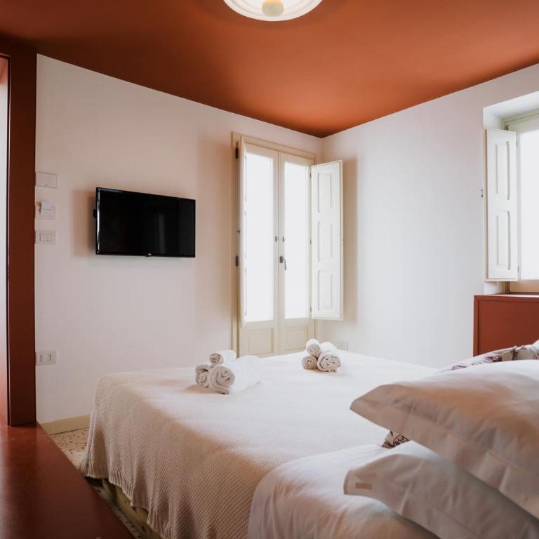 Palazzo D'Azeglio - Double Room with Terrace - 3