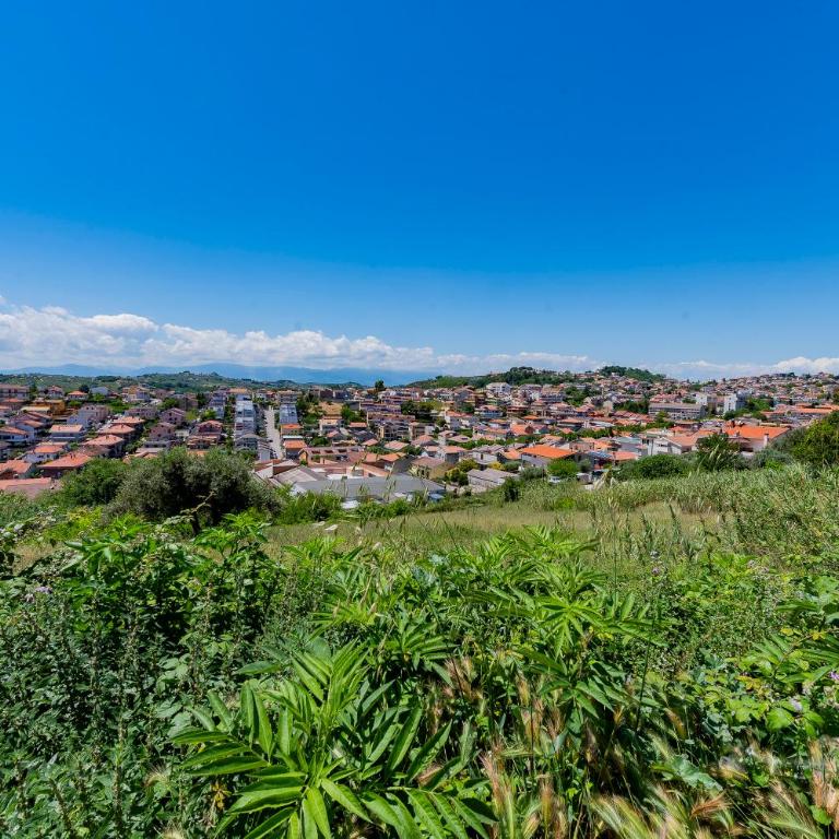 GuestHost - Pescara Colli Modern Apartment with Courtyard - Appartamento con 1 Camera da Letto - 35