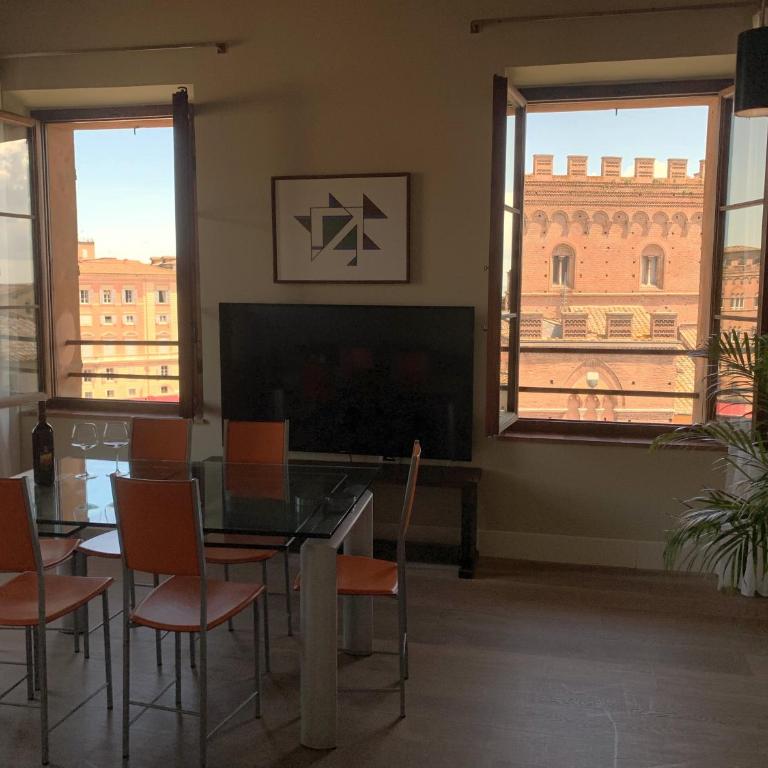 TORRE DEI LAMBERTINI WINDOWS ON PIAZZA DEL CAMPO - Residenza d'epoca - Appartamento con 2 Camere da Letto e con Vista - 13