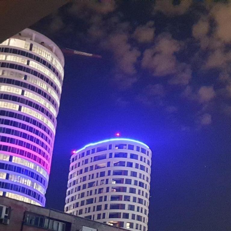 Blue Sparrow, city center studio - Studio - 59