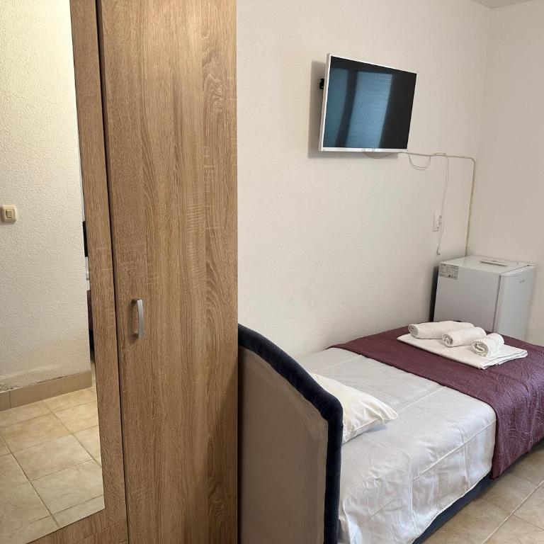 Andolly Apartments - Apartman sa Pogledom na Bazen - 4
