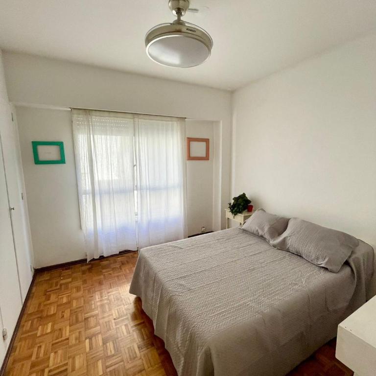 Departamento dos habitaciones exclusiva zona de Recoleta - Two-Bedroom Apartment - 1