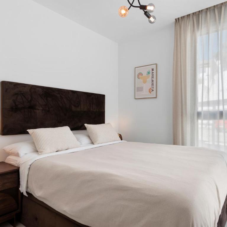 Casa Hermano - Private Pool Penthouse - Three-Bedroom Apartment - 40