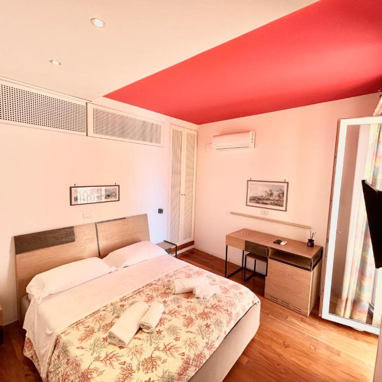 La Gaetana - UN LETTO IDEALE - Deluxe Double Room with Bath - 5